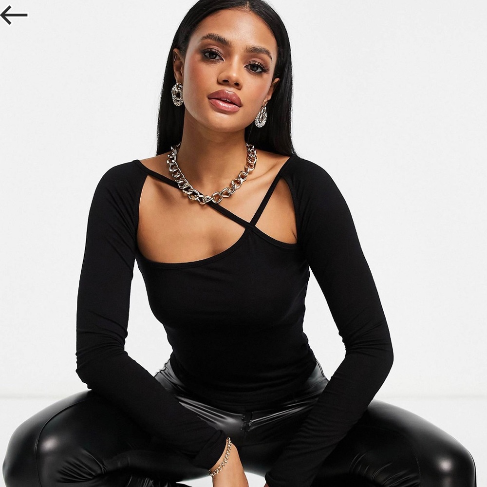 Cut out strap long sleeve top
